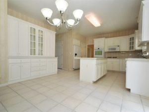 The light and bright kitchen of 15941 Fairfield Plainfield.