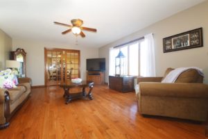 Spacious living room of 26518 S McKinley Woods Channahon.