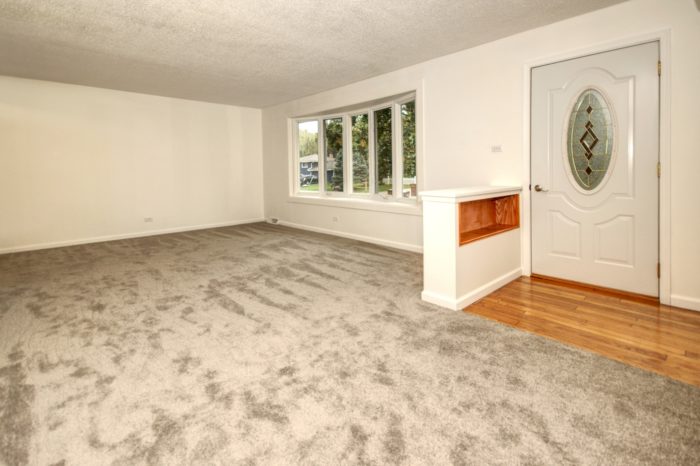 Living Room at 8625 Dunbar in Willow Springs.
