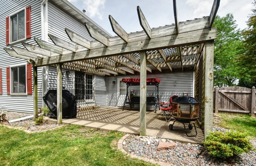 Pergola at at 4506 Willowbend in Plainfield.