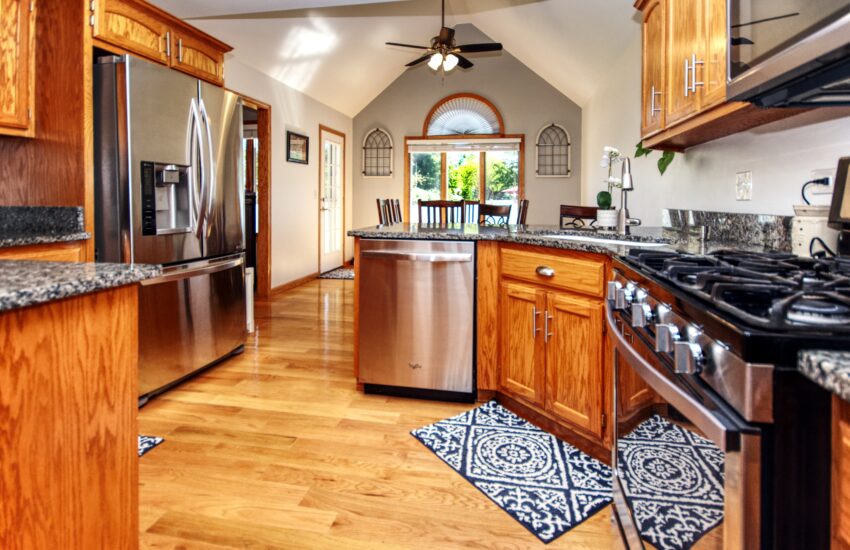 Eat in kitchen has vaulted ceiling eating area at 736 River Bluff Shorewood.